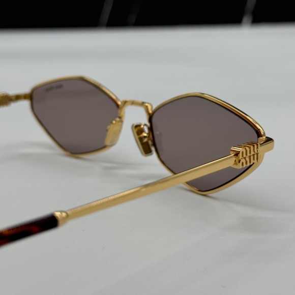 NEW SMU 56Z 5AK20I MIU MIU GOLD BROWN MU56ZS 5AK20I GEOMETRIC WOMEN SUNGLASSES main image 7